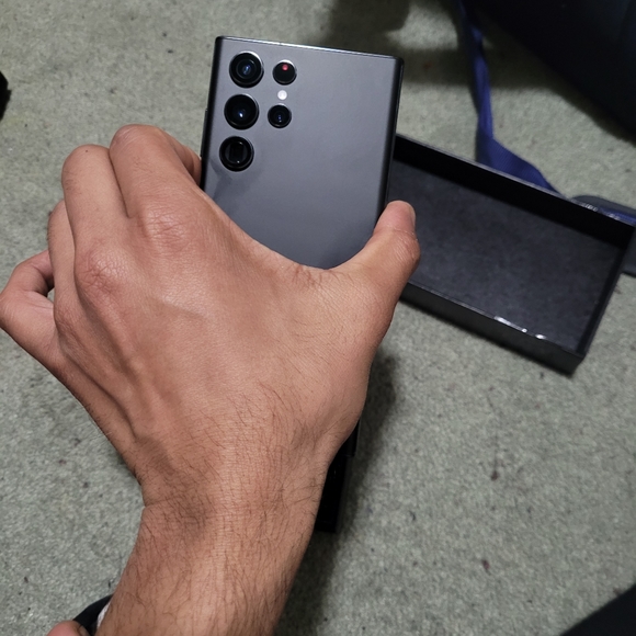 Samsung s22 ultra - Picture 2 of 4